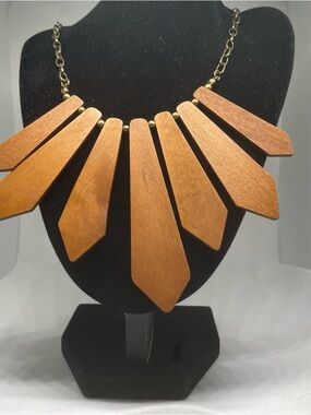 New Plunder “Posse” Wooden Fan Statement Bib Necklace - Bronze Tone Chain Boho